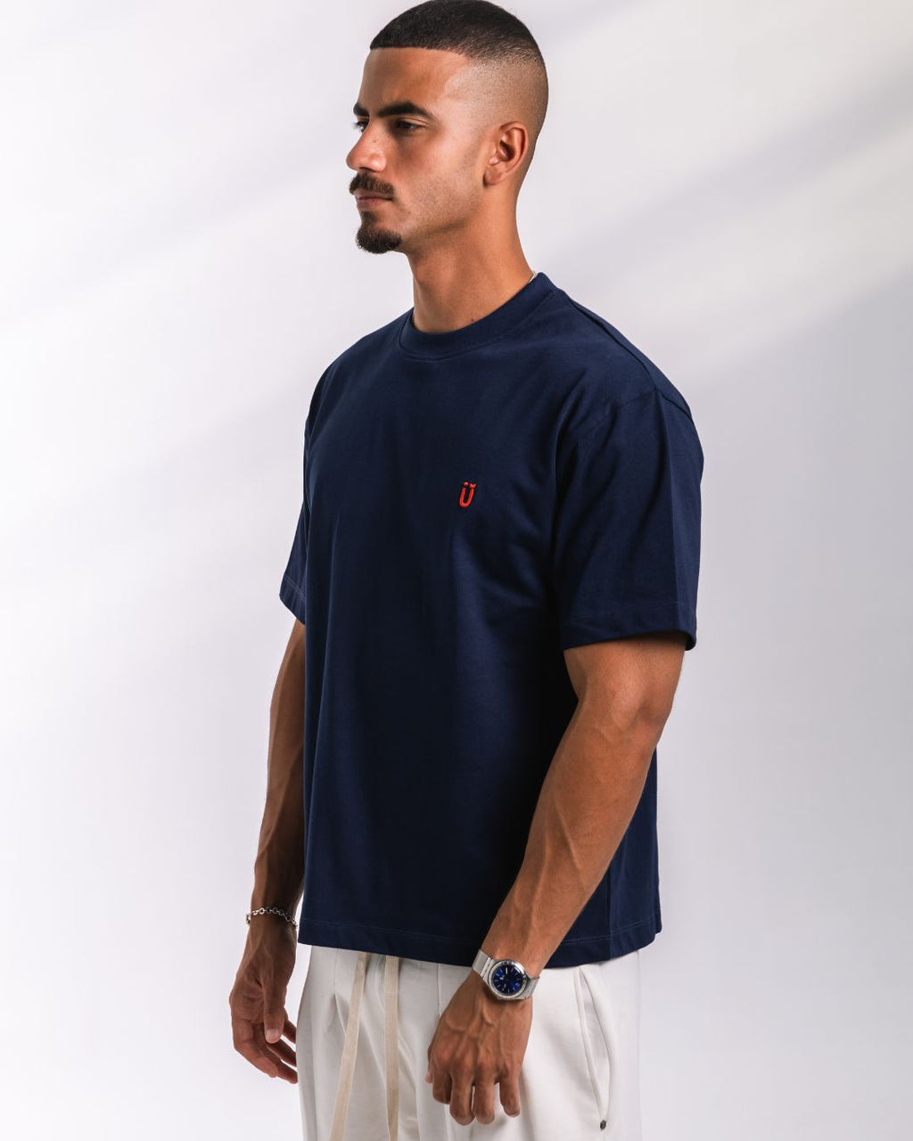 U stitched logo Tee