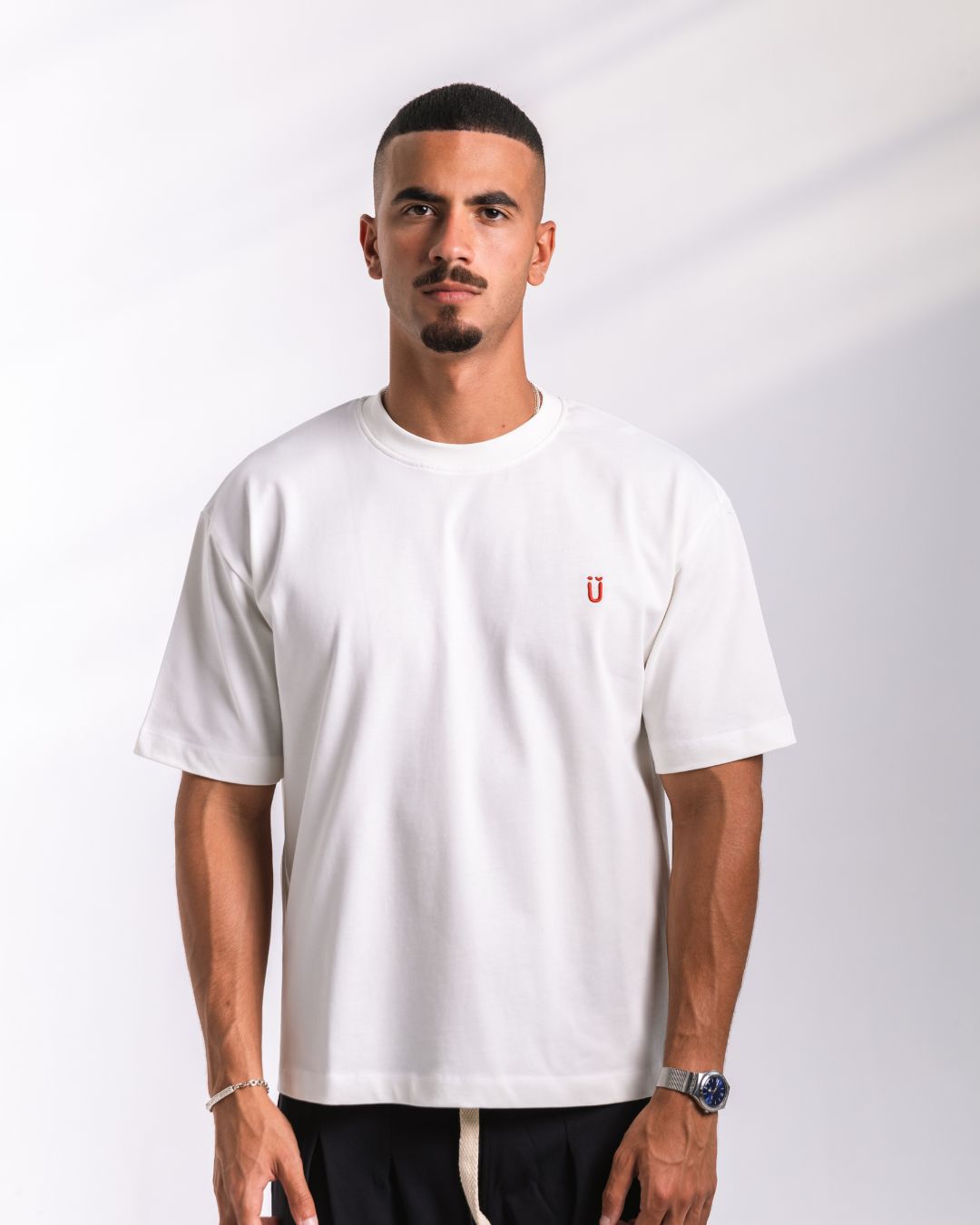 U stitched logo Tee