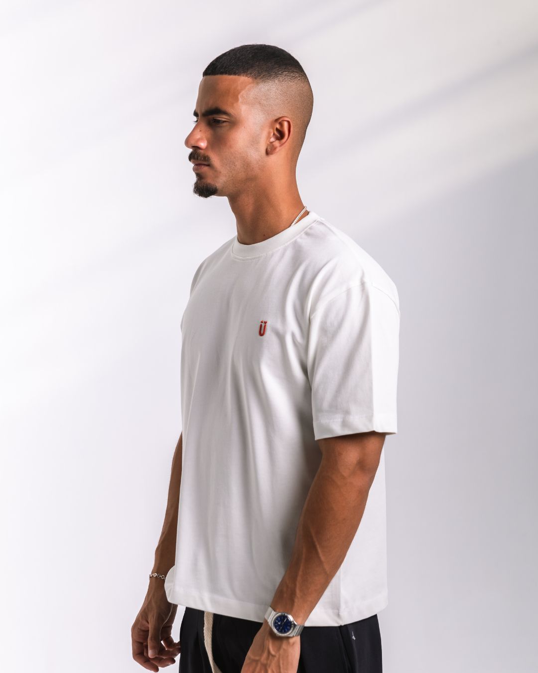 U stitched logo Tee