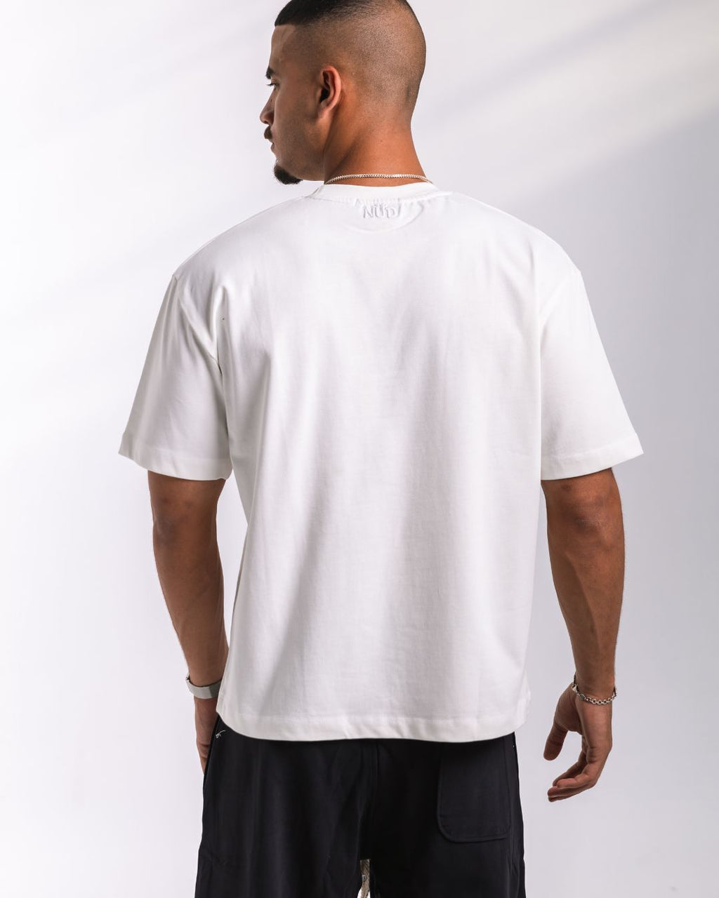 U stitched logo Tee