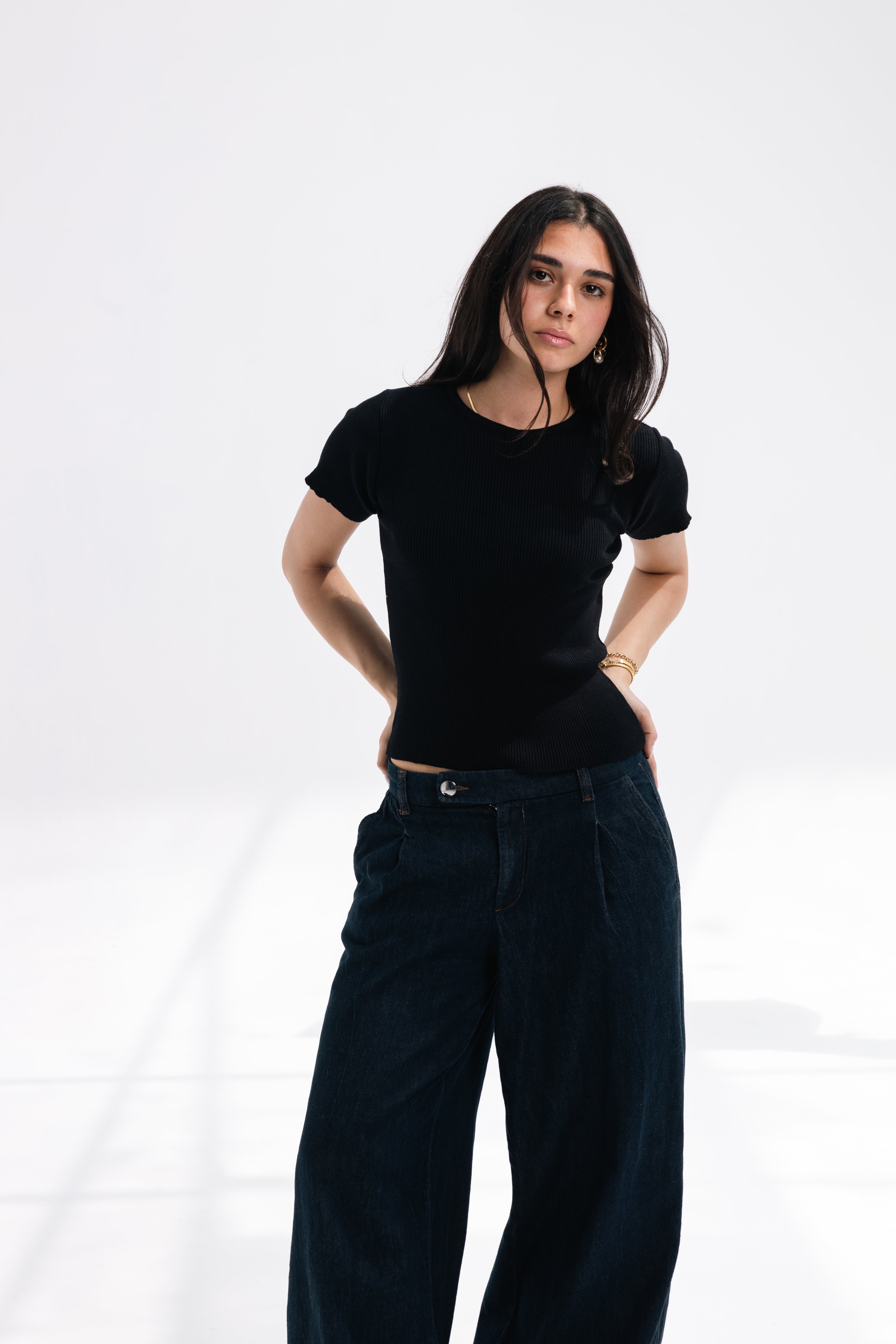 Knit Round Top (black)