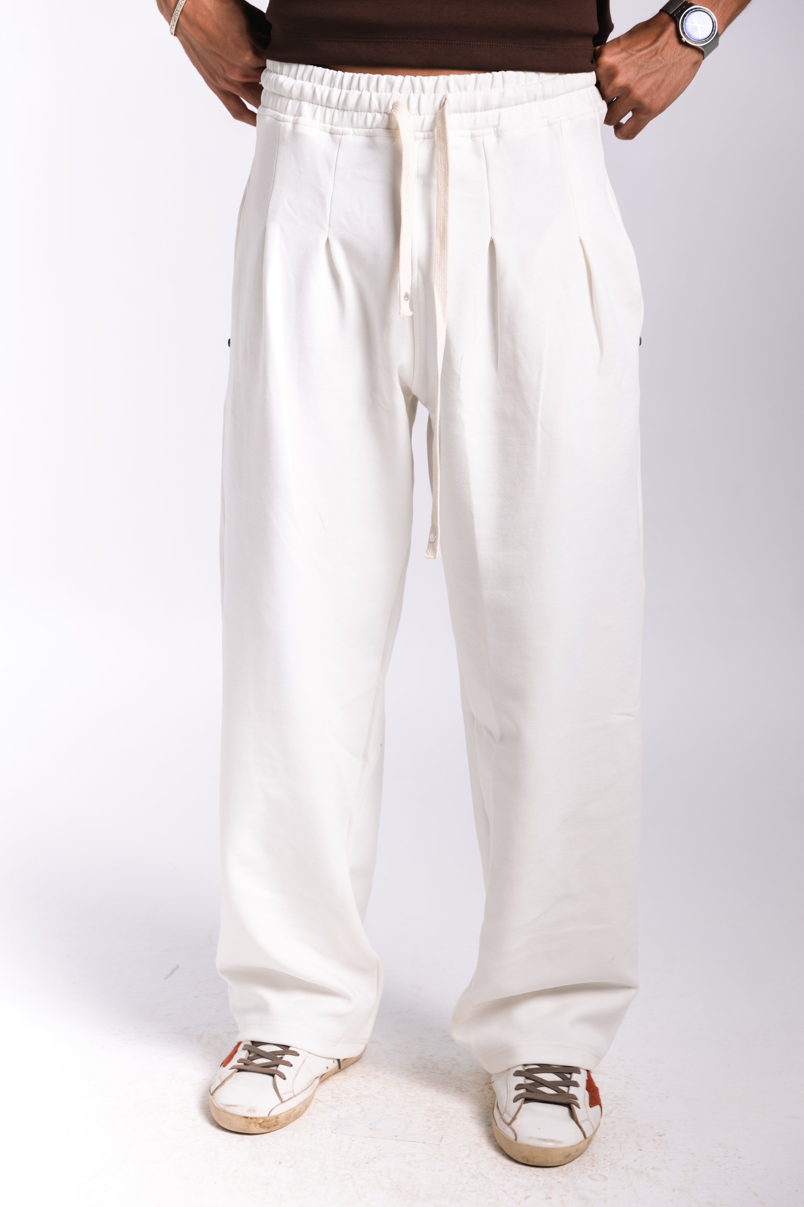 Premium Pleated Sweatpants (white)