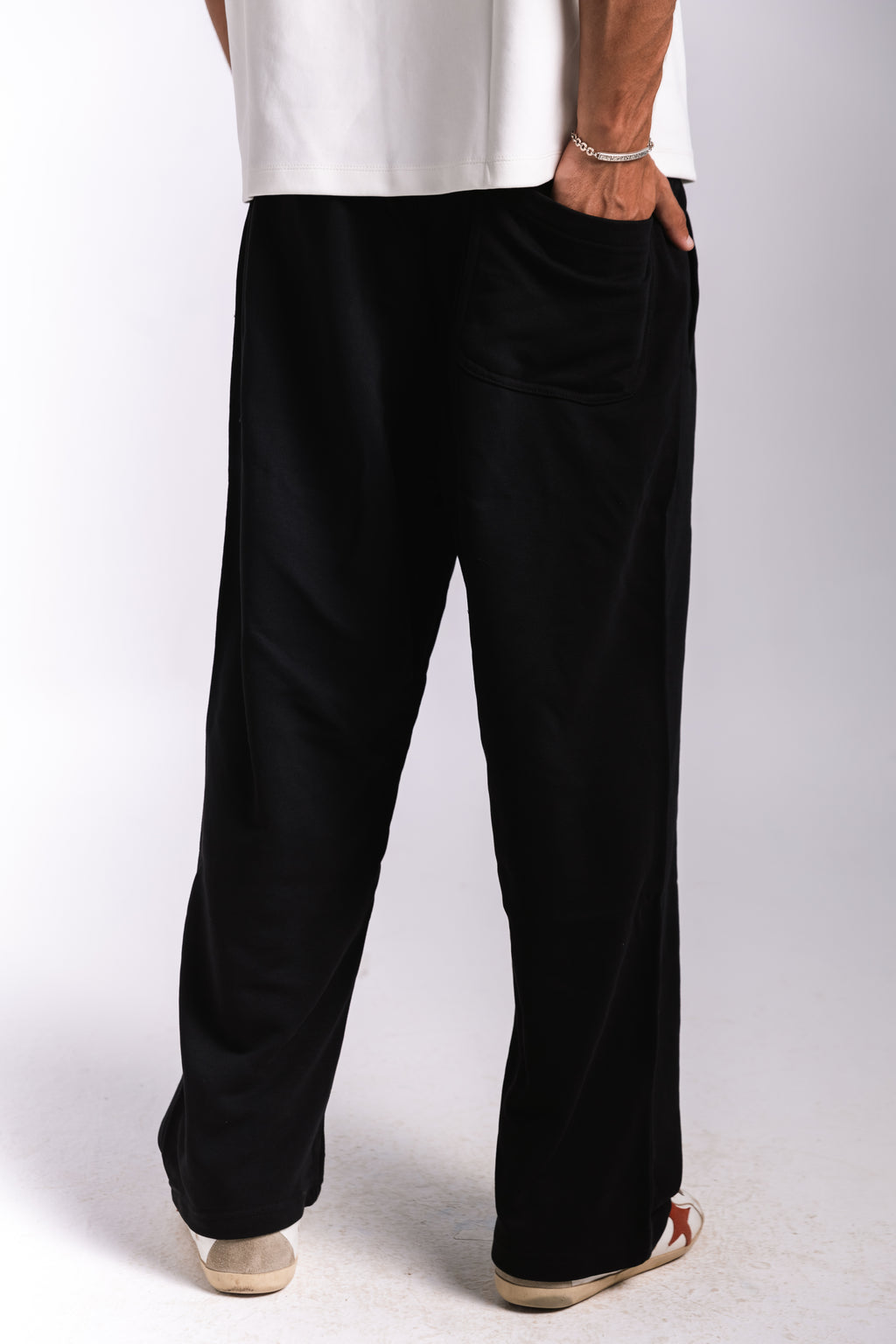 Light Weight Sweatpants (black)