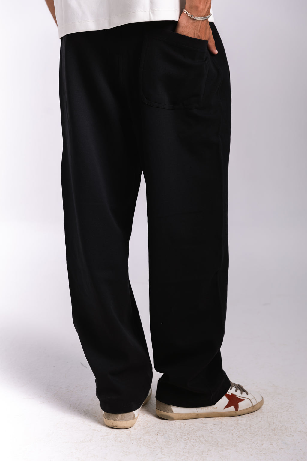 Light Weight Sweatpants (black)